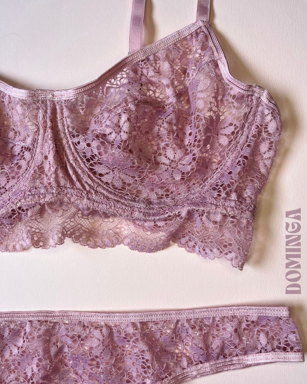 pituca-conjunto-conaro-encaje-rosa-4.jpg
